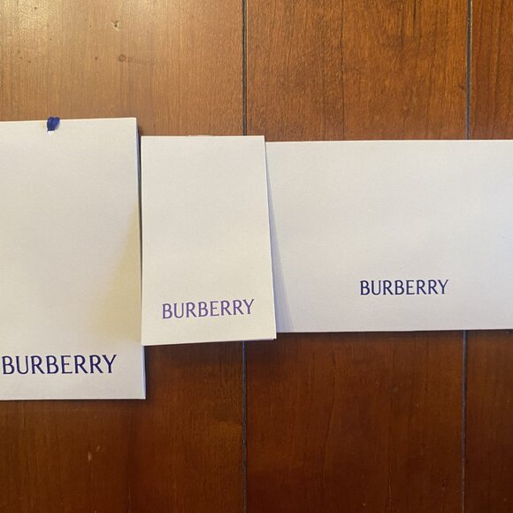 Burberry Mini Check Bucket Bag (Archive beige) | Brand New with Tags & Dust Bag - Picture 7 of 8